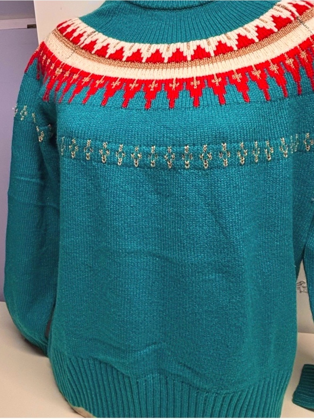 Masihata Sweaters Ltd. Fair Isle Metallic Knit Sweater M/L